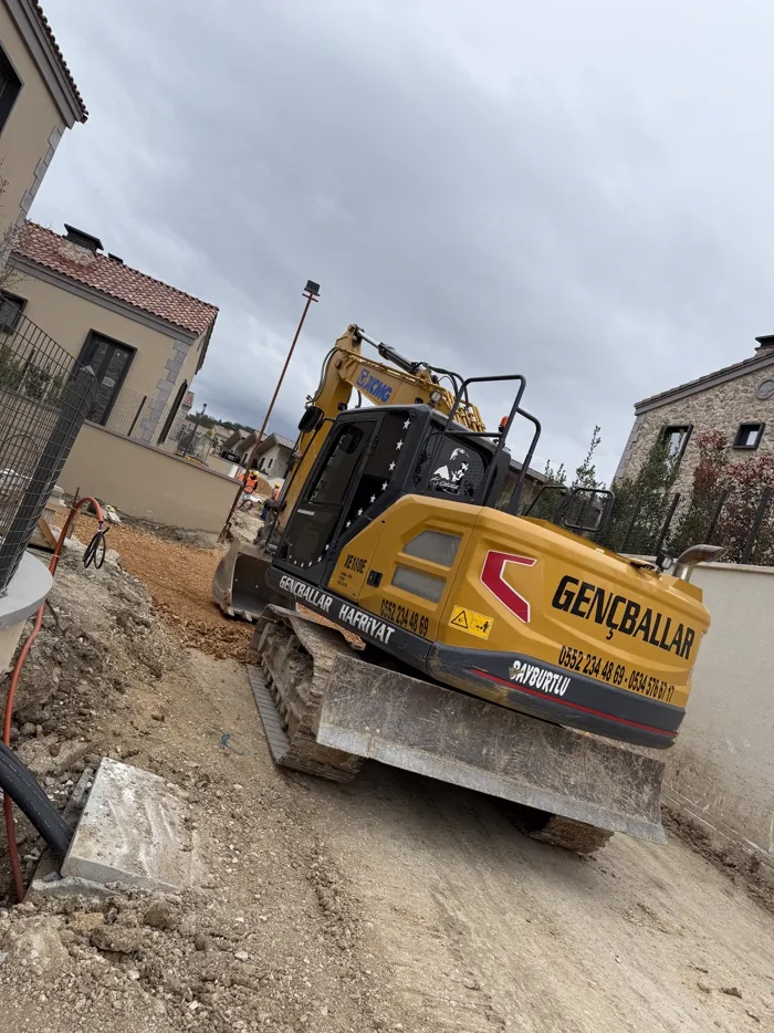 Kamyona yükleme, hafriyat tahliyesi